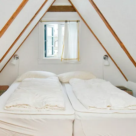 2 Person In Gilleleje-by Traum